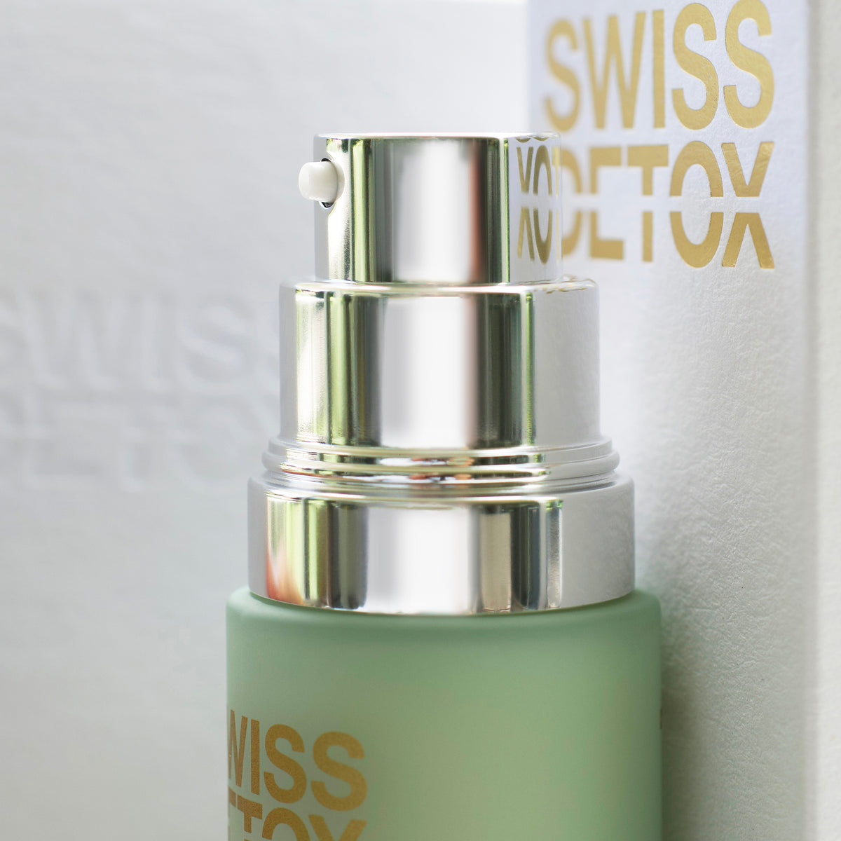 SWISS DETOX Absolute Skin Defense Cleanser